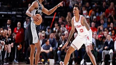 林孝埈泪洒道歉，中国青年报报道